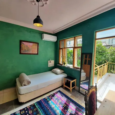 Vague Hostal *